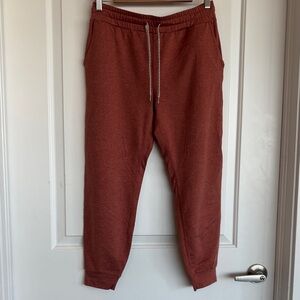 Vuori Women's Rust Jogger Pants | 25”